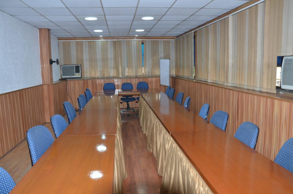 Hotel Akash Deep Kalküta Dış mekan fotoğraf