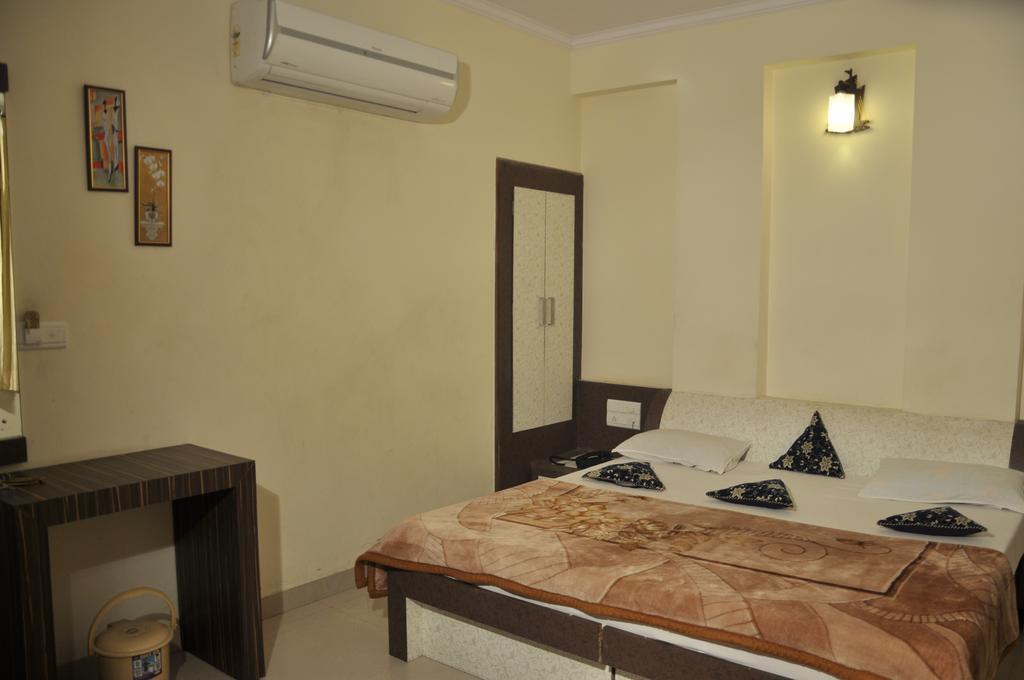 Hotel Akash Deep Kalküta Dış mekan fotoğraf